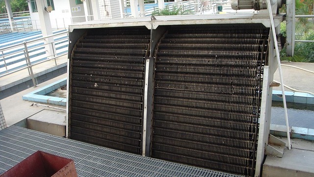 朱坳水厂细格栅机2